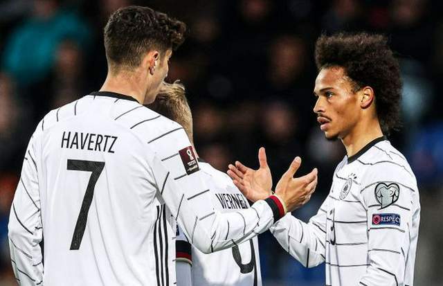  弗里克首秀开门红，拜仁新帅延续不败神话  