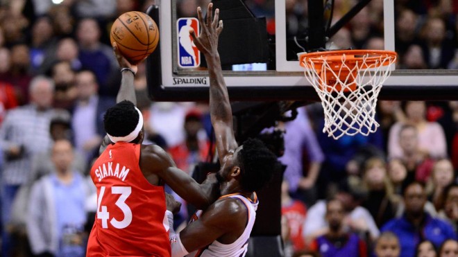  猛龙西亚卡姆轰35+10，率队险胜掘金  